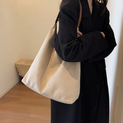 Avenza | Hobo Bag