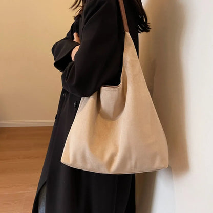 Avenza | Hobo Bag