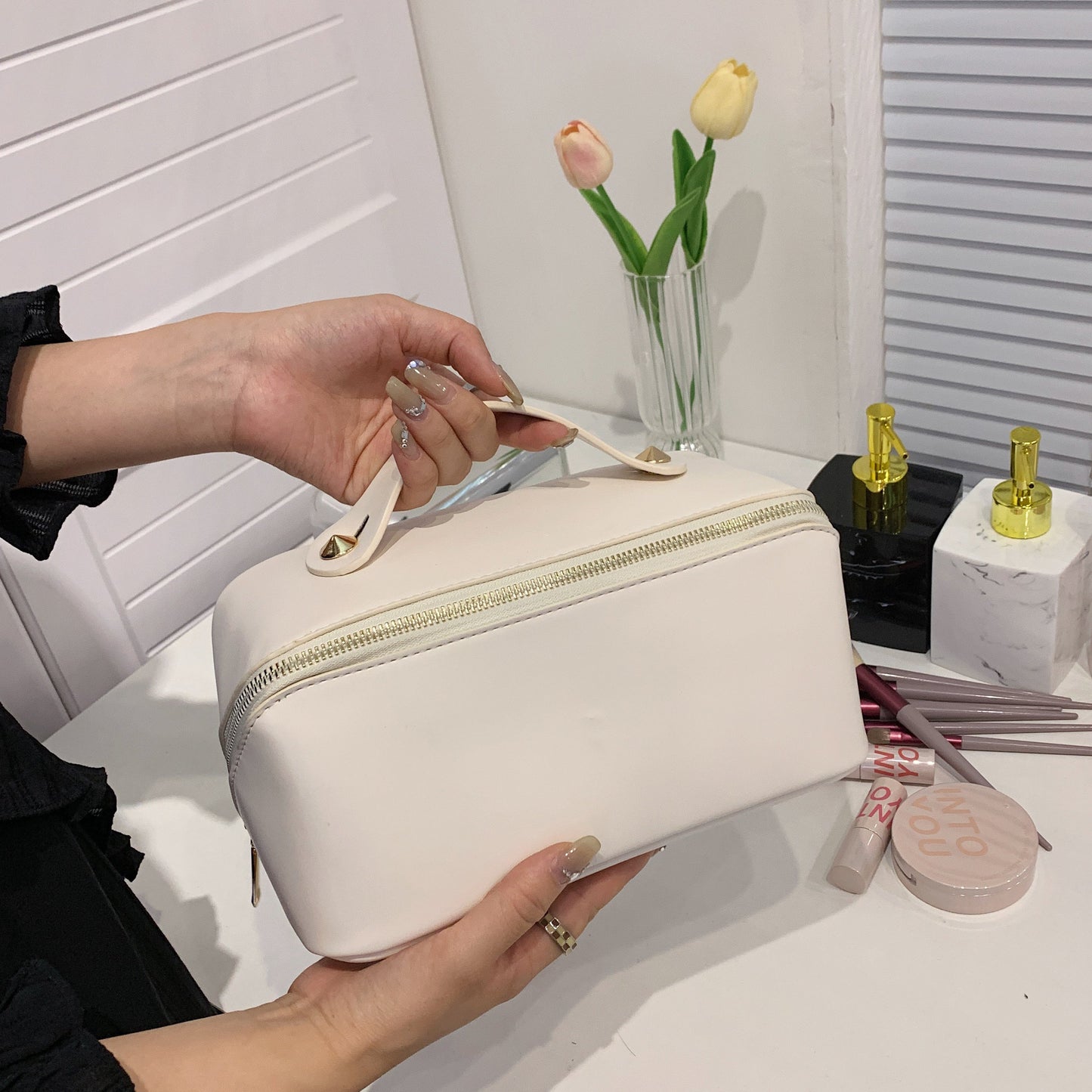 Tihna | Makeup Pouch